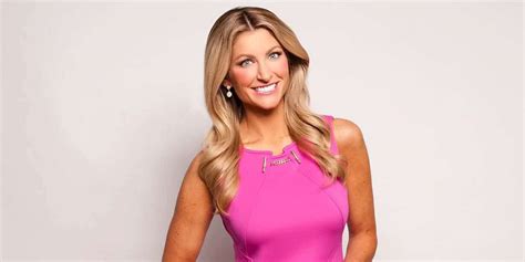 Mckinzie Roth’s Wiki, measurements, age, husband, divorce.